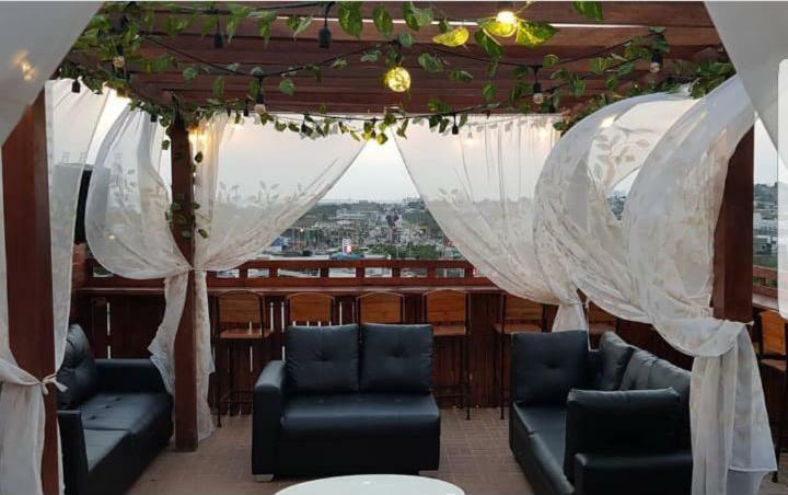 Pergola Restaurante Bar 2*